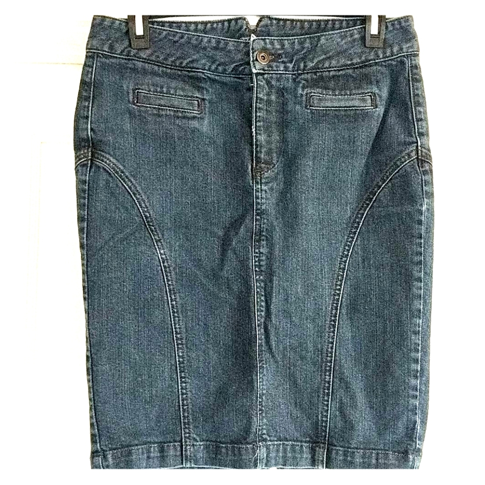 Lucky brand denim skirt